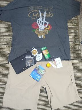 #0231 Ridgecut Shorts/Bury My Bones Combo